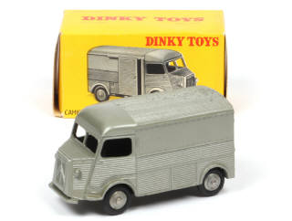 Lot 313 - DINKY TOYS (FRANCE) (1)