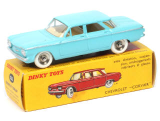 Lot 330 - DINKY TOYS (FRANCE) (1)