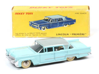 Lot 320 - DINKY TOYS (FRANCE) (1)
