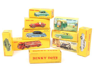 Lot 304 - DINKY TOYS (FRANCE) (1)