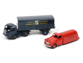 Lot 309 - DINKY TOYS (FRANCE) (1)