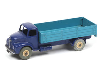 Lot 285 - DINKY TOYS (GB) (1)
