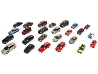 Lot 219 - DIVERS (25)