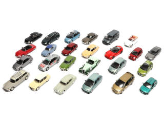 Lot 211 - DIVERS (25)