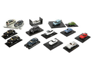 Lot 181 - DIVERS (14)