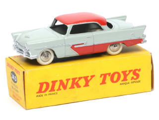 Lot 256 - DINKY TOYS (FRANCE) (1)