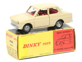 Lot 272 - DINKY TOYS (FRANCE) (1)