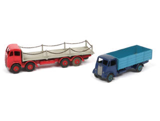 Lot 363 - DINKY TOYS (GB) (2)