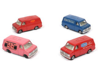 Lot 366 - DINKY TOYS (GB) (4)
