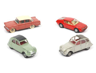Lot 318 - DINKY TOYS (FRANCE) (4)