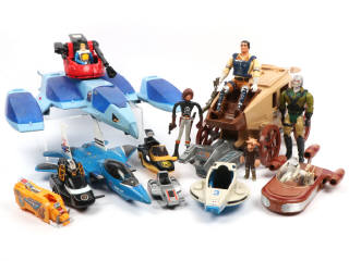 Lot 132 - DIVERS (17)