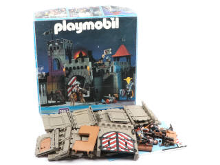Lot 143 - PLAYMOBIL (ALLEMAGNE) (1)