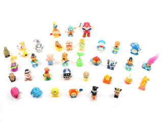 Lot 195 - DIVERS (35)