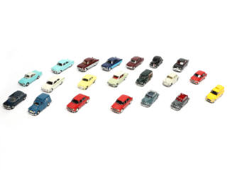 Lot 250 - DIVERS (20)