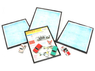 Lot 164 - DIVERS (8)