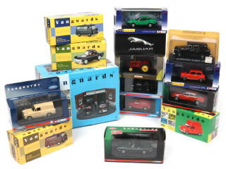 Lot 172 - DIVERS (15)