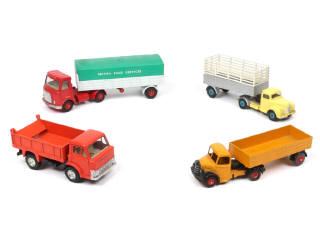 Lot 264 - DINKY TOYS (GB) (4)