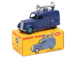 Lot 243 - DINKY TOYS (GB) (1)
