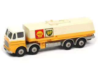 Lot 249 - DINKY TOYS (GB) (1)