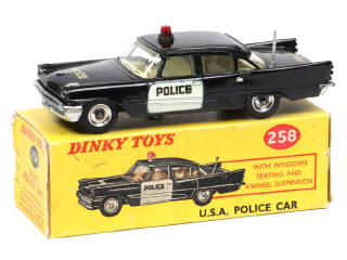 Lot 242 - DINKY TOYS (GB) (1)