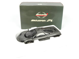 Lot 85 - MINICHAMPS (ALLEMAGNE) (1)