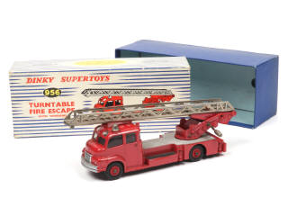 Lot 312 - DINKY TOYS (GB) (1)