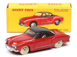Lot 209 - DINKY TOYS (FRANCE) (1)