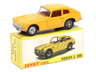 Lot 240 - DINKY TOYS (FRANCE) (1)