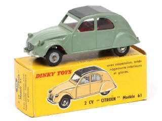 Lot 229 - DINKY TOYS (FRANCE) (1)