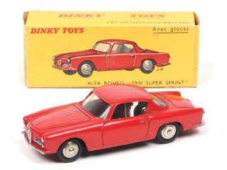 Lot 206 - DINKY TOYS (FRANCE) (1)