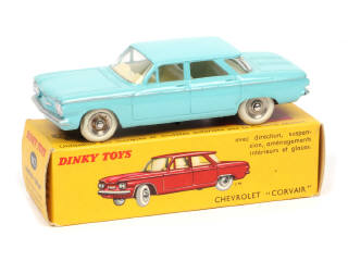 Lot 226 - DINKY TOYS (FRANCE) (1)