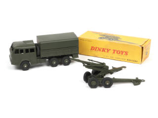 Lot 266 - DINKY TOYS (FRANCE) (2)