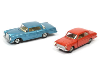 Lot 250 - DINKY TOYS (FRANCE) (2)