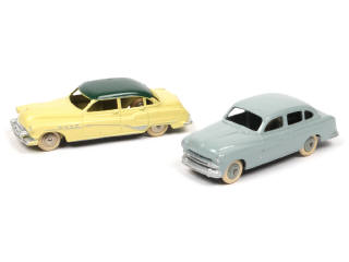 Lot 251 - DINKY TOYS (FRANCE) (2)