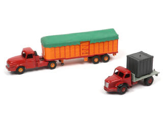 Lot 271 - DINKY TOYS (FRANCE) (2)