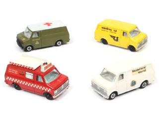Lot 323 - DINKY TOYS (GB) (4)