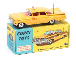 Lot 294 - CORGI TOYS (GB) (1)