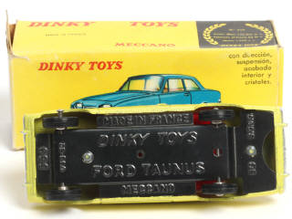 Lot 154 - DINKY TOYS (FRANCE) Série POCH (1)