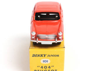 Lot 157 - DINKY TOYS (FRANCE) Série JUNIOR (1)