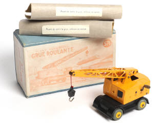 Lot 356 - DINKY TOYS (FRANCE) (1)