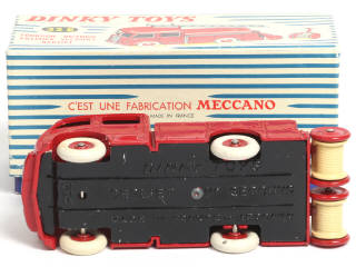 Lot 339 - DINKY TOYS (FRANCE) (1)