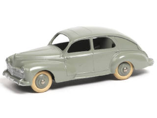 Lot 168 - DINKY TOYS (FRANCE) (1)