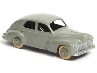 Lot 168 - DINKY TOYS (FRANCE) (1)