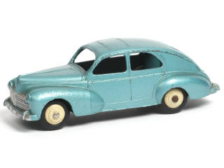 Lot 170 - DINKY TOYS (FRANCE) (1)