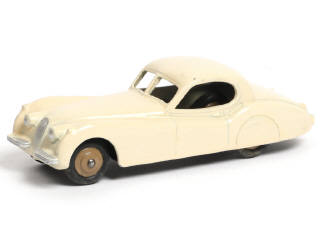 Lot 412 - DINKY TOYS (GB) (1)