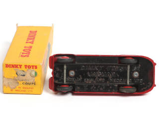 Lot 447 - DINKY TOYS (GB) (1)
