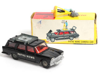 Lot 506 - DINKY TOYS (GB) (1)