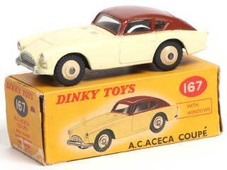 Lot 454 - DINKY TOYS (GB) (1)