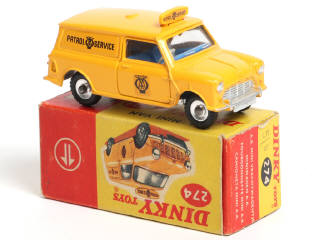 Lot 496 - DINKY TOYS (GB) (1)