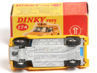 Lot 496 - DINKY TOYS (GB) (1)